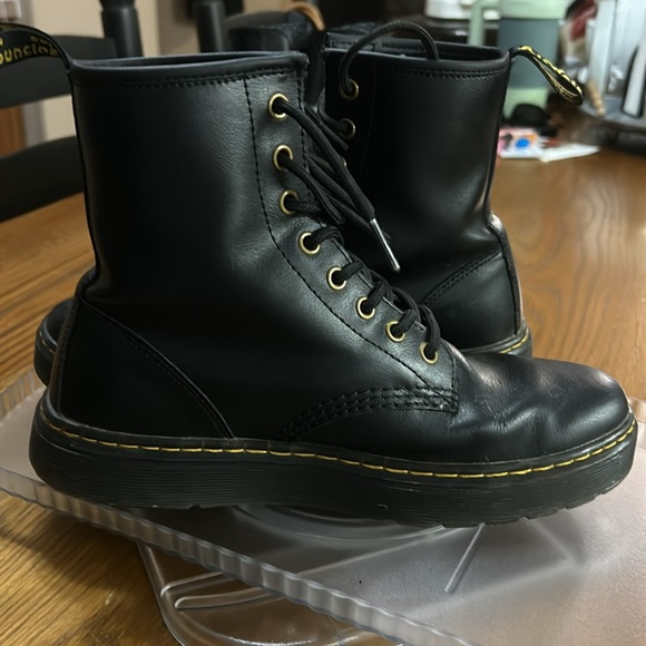 Dr. Martens Women's Zavala Genuine Leather Combat Ankle Boots Black Men’s 7 WM 8 - Picture 6 of 10